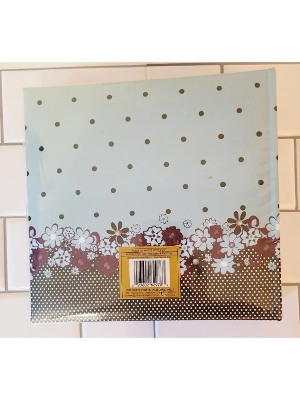 200 Pocket Printed Polka Dot Buds Design Photo Album 4 by 6-Inch Photo Prints